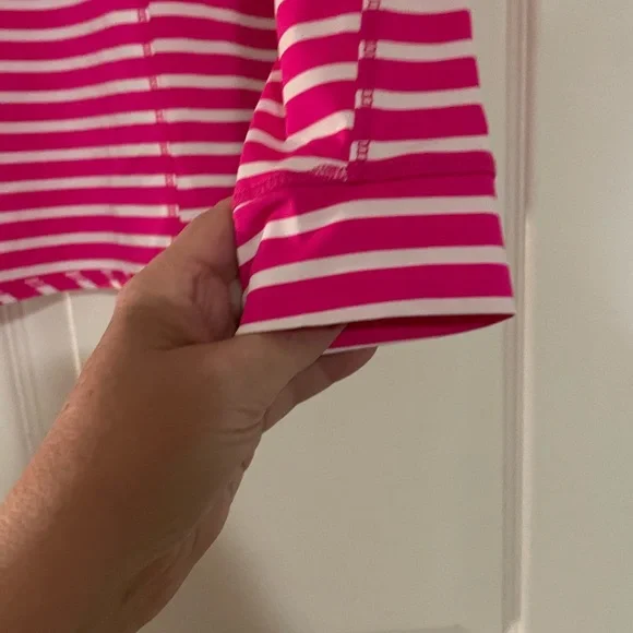 Vineyard Vines Pink and White Striped Half Zip pullover Sz Small - Picture 5 of 8